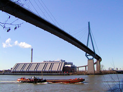 Fotos der Köhlbrandbrücke im Hamburger Hafen - Verbindung zwischen den Stadtteilen Steinwerder und Wilhelmsburg.