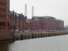 Sandtorkai im Hamburger Hafen, Sandtorhafen und Speicherstadt, Kesselhaus.  (2003)