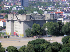Hochbunker auf dem Heiligengeistfeld in Hamburg St. Pauli (2004)
