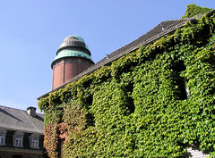 Fotos vom Gelände des Barmbeker Krankenhaus in Hamburg Barmbek Nord; Kuppel vom Wasserturm, 2004.