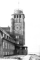 Lotsenhaus Seemannshöft an der Norderelbe - Architektur Hamburgs, Architekt Oberbaudirektor Fritz Schumacher - errichtet 1914.
