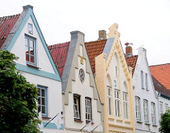 Historische Häusergiebel - Architektur in Friedrichstadt an der Eider.