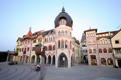 Europaplatz in Komárno, Slowakai - erbaut 1999 / 2000 mit 45 Gebäuden, die die Länder Europas darstellen.