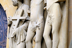 Detail / Skulpturen Adam + Eva an der Adamspforte am Bamberger Dom.