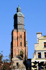 Die Spitze - Kuppel der St. Elisabethkirche in Breslau / Wroclaw - Backsteinturm.
