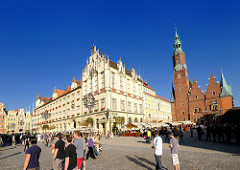 Bilder aus der Altstadt von Wroclaw, Breslau - Marktplatz und Rathausgebäude.