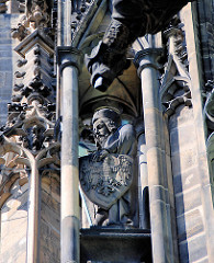 Gotische Dekorelemente - Bauschmuck am St. Veitsdom in Prag.