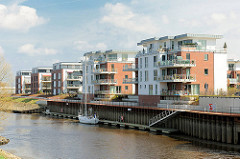 Wohnen am Hafen Stades - moderne Neubauwohnungen direkt an der Schwinge und dem Hafenrand der Hansestadt.