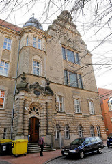 Eingang Amtsgericht und Landgericht Stade - Architektur der Gründerzeit.
