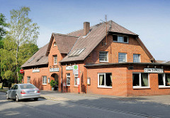 Gaststätte ZUM DORFKRUG / Alte Landstrasse in Ammersbek.