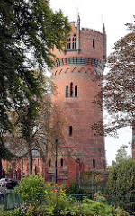 Wasserturm der Hansestadt Wismar - neogotische Backsteinarchitektur, erbaut 1897.