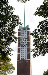 Kirchturm der Auferstehungskirche der Evang. - Lutherischen Kirchengemeinde Großhansdorf-Schmalenbeck.