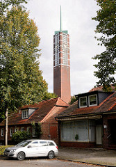 Kirchturm der Auferstehungskirche der Evang. - Lutherischen Kirchengemeinde Großhansdorf-Schmalenbeck.
