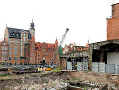 Baustelle auf der Speicherinsel Danzig - Blick auf die Altstadt an der Mottlau.