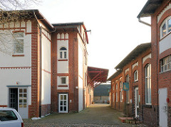 Industriearchitektur in Uetersen - ehem. Brauerei in der Kuhlenstrasse;  Backsteinarchitektur / Ziegelgebäude Ende des 19. Jahrhunderts.