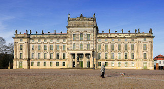 Barockschloss Ludwigslust -  Hauptresidenz der Herzöge von Mecklenburg - Vorpommern; fertiggestellt 1777.