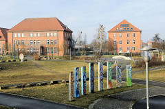 Ehem. Kasernengebäude in Ludwigslust - umgewidmet zu Wohn- und Gewerbehäusern.