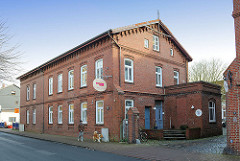Industriearchitektur in Uetersen - ehem. Brauerei in der Kuhlenstrasse;  Backsteinarchitektur / Ziegelgebäude Ende des 19. Jahrhunderts.