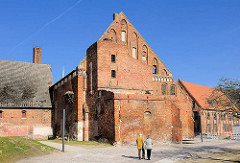 Wirtschaftsgebäude Kloster Bad Doberan - erbaut 1280, gotische Backsteinarchitektur.