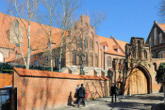 Backsteinarchitektur in der Hansestadt Stralsund - Kloster St. Katharinen.