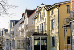 Wohnhäuser im Ostseebad Warnemünde - Gründerzeitarchitektur / Jugendstil.