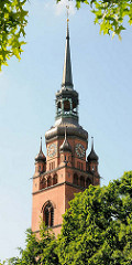 Kirchturm der Stadtkirche St. Laurentii in Itzehoe, errichtet 1778 - Kirchturm 1896 erbaut.