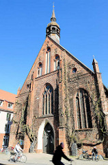 Heiliggeistkirche Hansestadt Stralsund - barocker Backsteinbau aus dem 14. Jahrundert.