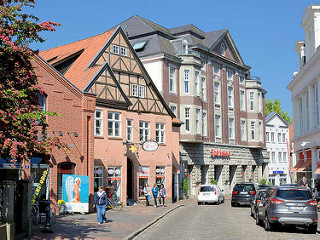 Strasse Am Rosengarten in Eutin - Fachwerkgebäude, Gründerzeitarchitektur.