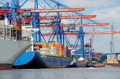 Containerschiffe am Container Terminal Altenwerder im Hamburger Hafen.