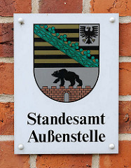 Wappen von Sachsen-Anhalt / Aufschrift Standesamt Außenstelle - Salzkirche Hansestadt Werben / Elbe.