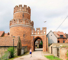 Historische Stadttor und Turm der Stadtmauer - Hansestadt Werben.