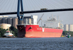 Massengutfrachter / Bulk Carrier SICIALIAN EXPRESS unter der Köhlbrandbrücke im Hamburger Hafen.