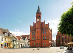 Rathaus der Stadt Perleberg - gotischer / neugotischer Backsteinbau.