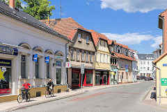 Geschäftshäuser in der Wittenberger Strasse / Perleberg.