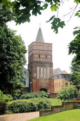 Rathenower Torturm in der Altstadt von Brandenburg an der Havel, erbaut Ende des 14. Jahrhunderts.