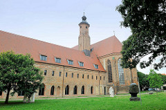 Dreischiffige Klosterkirche vom St. Paulikloster in Brandenburg an der Havel - ehem. Dominikanerkloster.