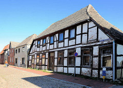 Leerstehendes Fachwerkhaus - Wohnhaus in der Kleinen Wallstrasse von Neustadt Glewe.