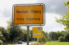 Ortsschild Henstedt-Ulzburg, Kreis Segeberg - Strassenschild.