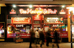 Restaurant / Bar / Club Das Herzblut von St. Pauli am Spielbudenplatz / Reeperbahn - Hamburg St. Pauli vor seiner Schliessung im Dezember 2013 wg. Baufälligkeit der Esso Häuser.
