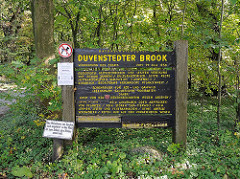 Holztafel Duvenstedter Brook, Naturschutzgebiet - Schonrevier für Rot und Damwild.