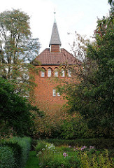 Kirchen in den Hambuger Stadtteilen - Maria Magdalenen Kirche in Klein Borstel, Stübeheide.