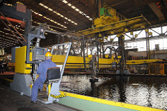 Metall Unterwasser-Schneideanlage auf der Neuenfelder Sietas Werft.