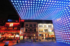 Bewegliche Bühne auf dem Hamburger Spielbudenplatz - Schmidttheater, Schmidts Tivoli.