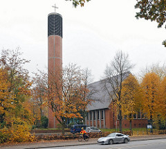 Zwoelf Apostel Kirche Kirchengemeinde Hamburg Lurup, Elbgaustrasse.