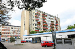 Eines der beiden sogen. Essohochhäuser bei der Tankstelle an der Reeperbahn - Bilder aus dem Hamburger Stadtteil St. Pauli.