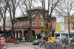 historisches Backsteingebäude an der Waitzstrasse - Restaurant, Steakhaus.