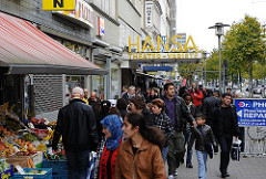 Hauptstrasse St. Georg - Geschäfte am Steindamm.