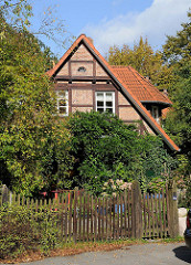 Fachwerkgebäude - Alte Dorfstrasse, Stadtteil Wohldorf Ohlstedt.
