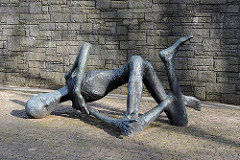 Skulptur KZ Gedenkstaette Hambur Neuengamme.