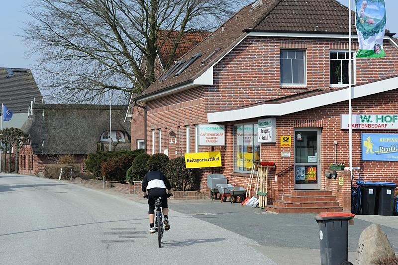 Foto „Geschäfte auf dem Lande